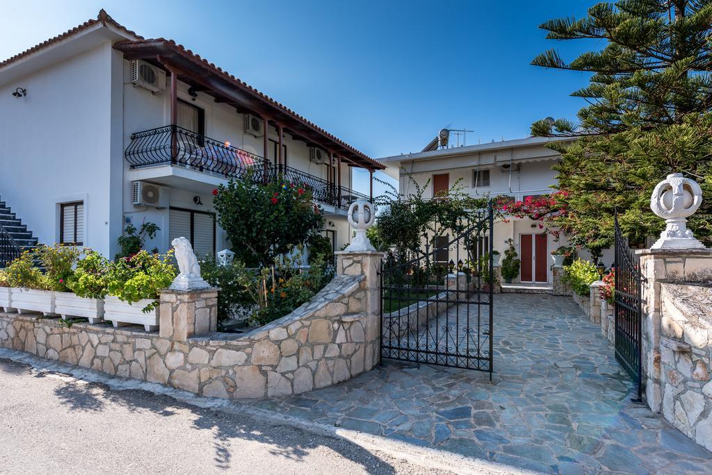 Avouris Studios Kypseli Extérieur photo